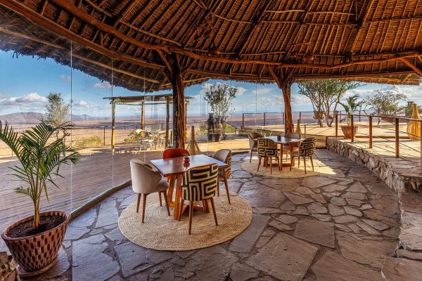 5 Star Luxury Hotels in Kenya - Lions Bluff Lodge, Tsavo
