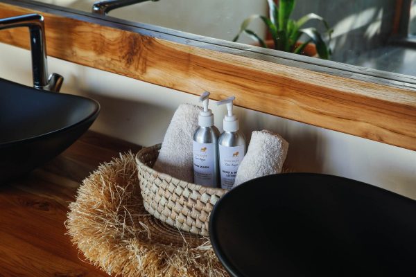 Luxury Safari Lodge - Lions Bluff, Tsavo, Kenya